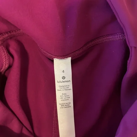 Lululemon leggings 28" - Picture 3 of 3